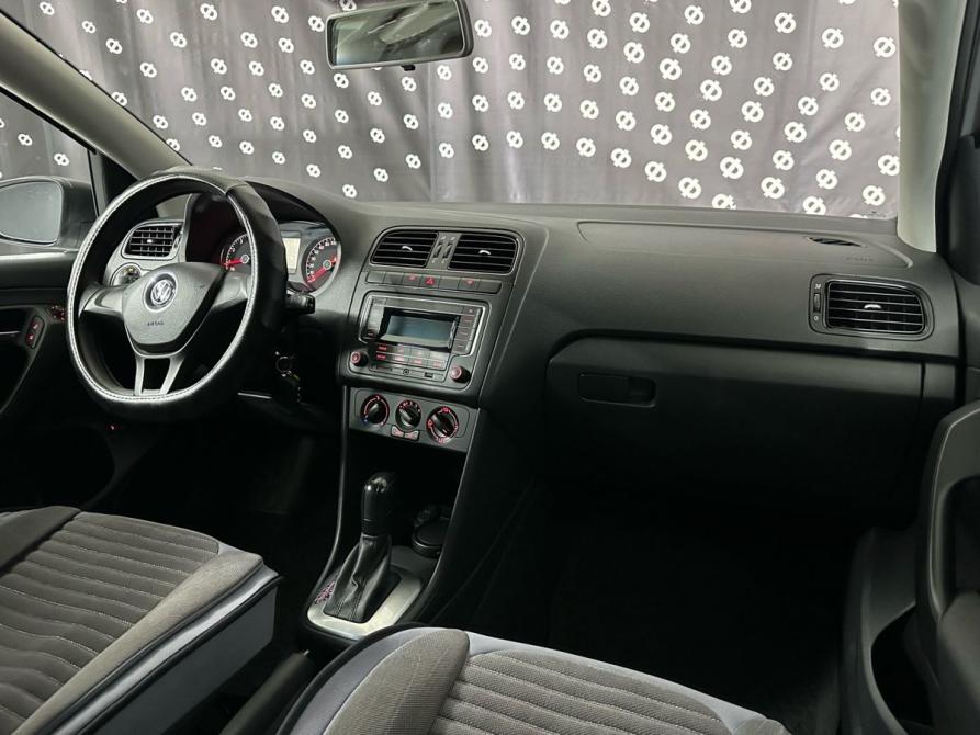 Volkswagen Polo V Рестайлинг Новосибирск  - изображение 22
