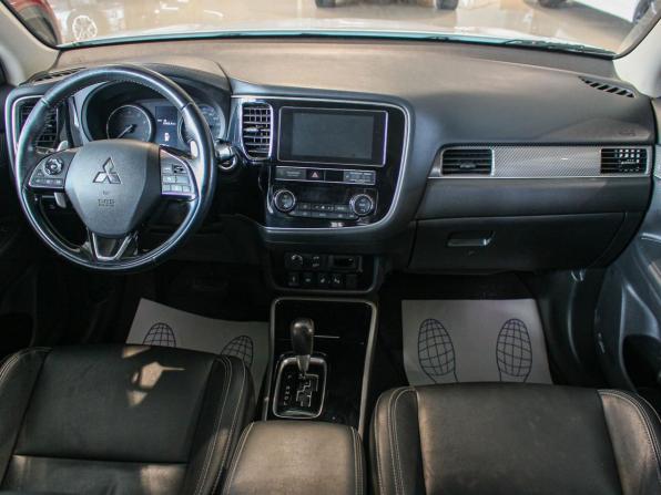 Mitsubishi Outlander III Рестайлинг 3 с пробегом 2019 года, цена 2 536 000 рублей, 144830 км, внедорожник, Автокод Объявления