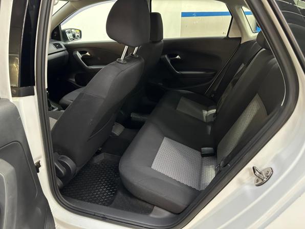 Volkswagen Polo V с пробегом 2015 года, цена 660 000 рублей, 166000 км, седан, Автокод Объявления