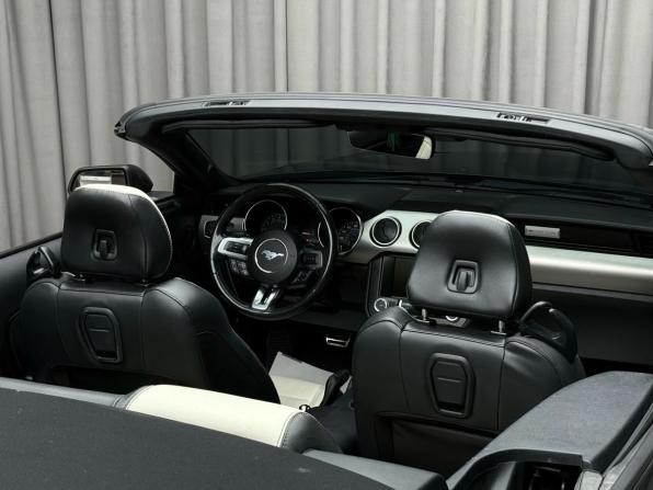 Ford Mustang VI Рестайлинг с пробегом 2022 года, цена 3 599 000 рублей, 64263 км, кабриолет, Автокод Объявления