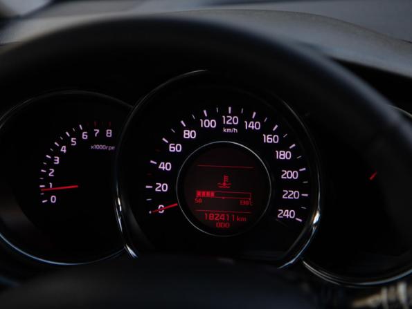 Kia Ceed II с пробегом 2014 года, цена 878 000 рублей, 182409 км, хэтчбек, Автокод Объявления