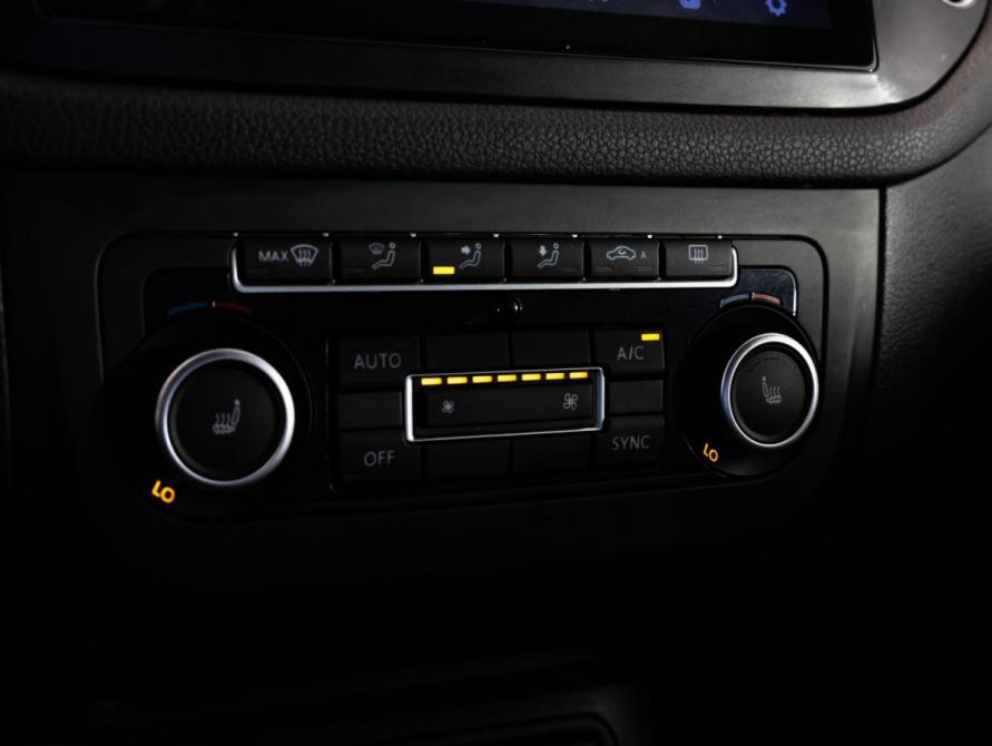 Volkswagen Tiguan I Рестайлинг Санкт-Петербург  - изображение 16