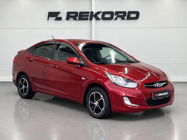 Hyundai Solaris I с пробегом 2013 года, цена 749 000 рублей, 179245 км, седан, Автокод Объявления