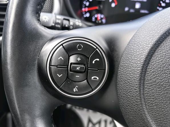 Kia Soul III с пробегом 2021 года, цена 2 199 999 рублей, 39000 км, хэтчбек, Автокод Объявления
