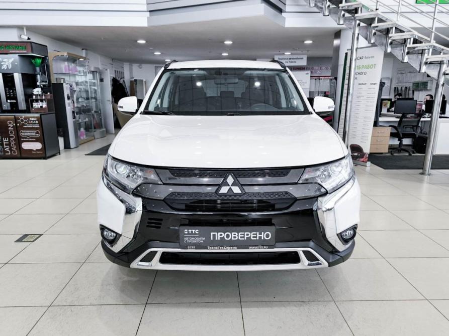 Mitsubishi Outlander III Рестайлинг 3 Казань  - изображение 2