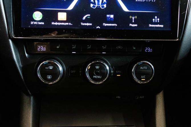 Skoda Octavia III (A7) с пробегом 2015 года, цена 1 365 000 рублей, 188201 км, лифтбек, Автокод Объявления