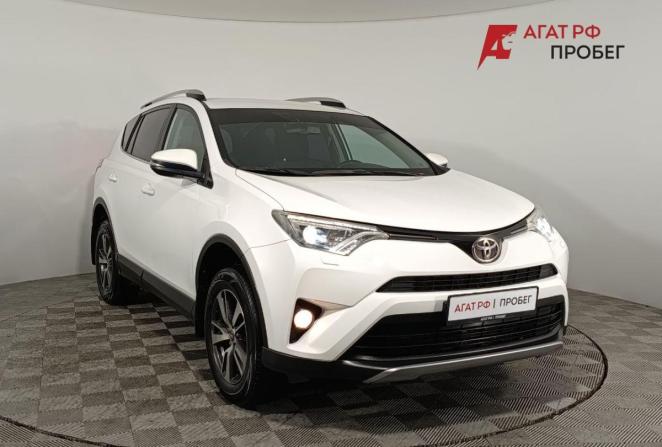 Toyota RAV4 IV (XA40) Рестайлинг с пробегом 2018 года, цена 2 530 000 рублей, 174825 км, внедорожник, Автокод Объявления