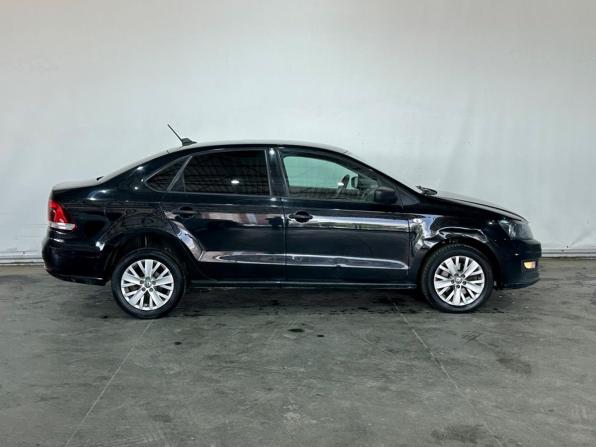 Volkswagen Polo V Рестайлинг с пробегом 2017 года, цена 852 000 рублей, 192448 км, седан, Автокод Объявления
