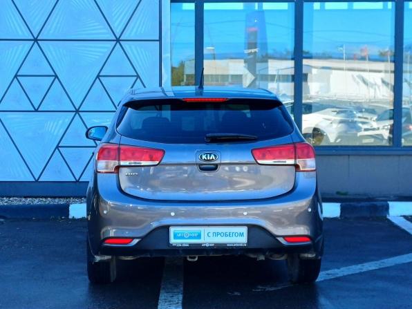 Kia Rio III Рестайлинг с пробегом 2016 года, цена 989 000 рублей, 212666 км, хэтчбек, Автокод Объявления