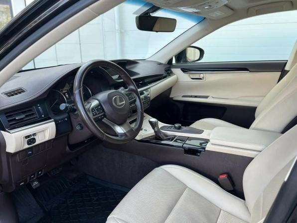 Lexus ES VI Рестайлинг с пробегом 2017 года, цена 3 325 000 рублей, 86350 км, седан, Автокод Объявления