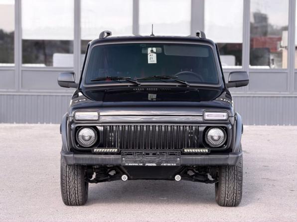 Lada (ВАЗ) Niva Legend с пробегом 2025 года, цена 1 550 000 рублей, 8988 км, внедорожник, Автокод Объявления