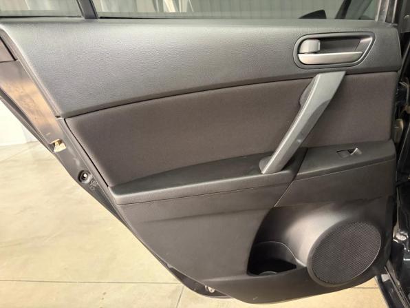 Mazda 3 II (BL) с пробегом 2010 года, цена 877 000 рублей, 256892 км, хэтчбек, Автокод Объявления