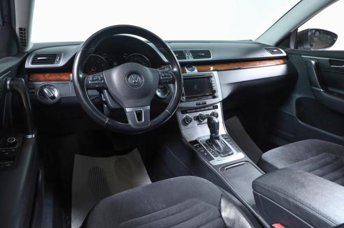 Volkswagen Passat B7 с пробегом 2011 года, цена 1 099 000 рублей, 194000 км, седан, Автокод Объявления