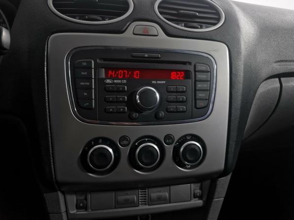 Ford Focus II Рестайлинг с пробегом 2010 года, цена 489 000 рублей, 206388 км, хэтчбек, Автокод Объявления
