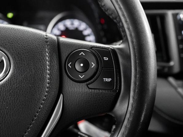 Toyota RAV4 IV (XA40) Рестайлинг с пробегом 2017 года, цена 2 670 000 рублей, 87500 км, внедорожник, Автокод Объявления