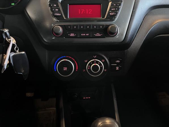 Kia Rio III с пробегом 2012 года, цена 710 000 рублей, 208720 км, седан, Автокод Объявления