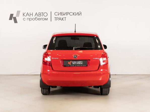 Skoda Fabia II Рестайлинг с пробегом 2013 года, цена 542 900 рублей, 159000 км, хэтчбек, Автокод Объявления