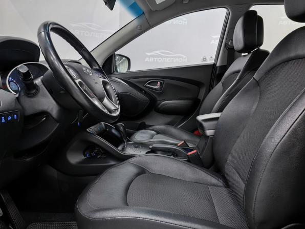 Hyundai ix35 I Рестайлинг с пробегом 2014 года, цена 1 650 000 рублей, 178000 км, внедорожник, Автокод Объявления