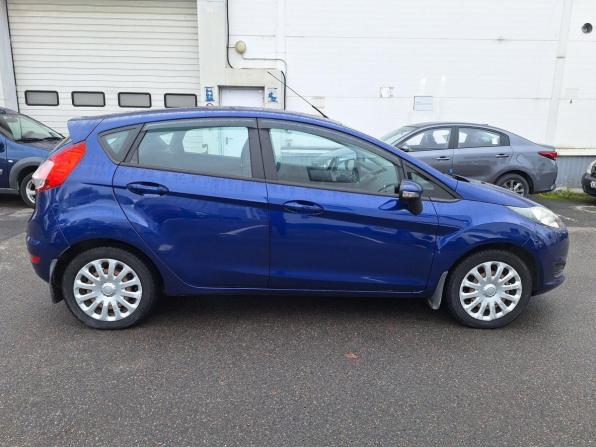 Ford Fiesta Mk6 Рестайлинг с пробегом 2015 года, цена 785 000 рублей, 156826 км, хэтчбек, Автокод Объявления