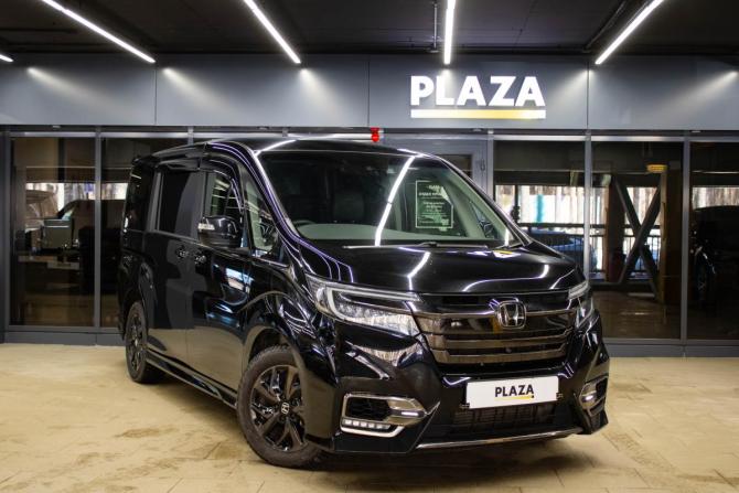 Honda Stepwgn V Рестайлинг с пробегом 2019 года, цена 3 049 000 рублей, 64408 км, минивэн, Автокод Объявления