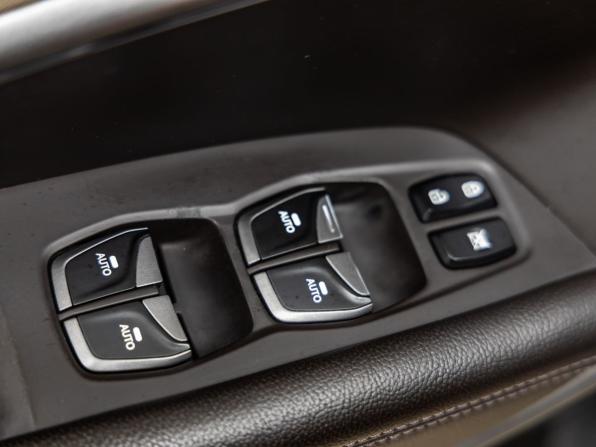 Hyundai Santa Fe III с пробегом 2013 года, цена 1 840 000 рублей, 127260 км, внедорожник, Автокод Объявления