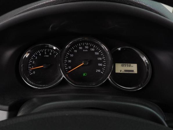Renault Logan II с пробегом 2014 года, цена 809 000 рублей, 18998 км, седан, Автокод Объявления