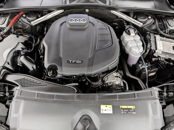 Audi A4 V (B9) Рестайлинг с пробегом 2021 года, цена 3 100 000 рублей, 94094 км, седан, Автокод Объявления