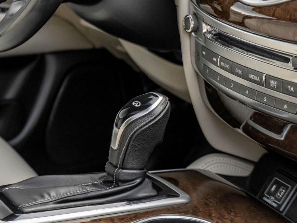 Infiniti QX60 I Рестайлинг с пробегом 2019 года, цена 2 147 000 рублей, 210978 км, внедорожник, Автокод Объявления
