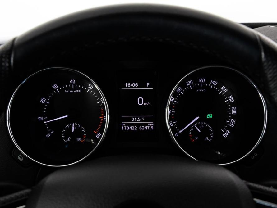 Skoda Yeti I Рестайлинг Санкт-Петербург  - изображение 20