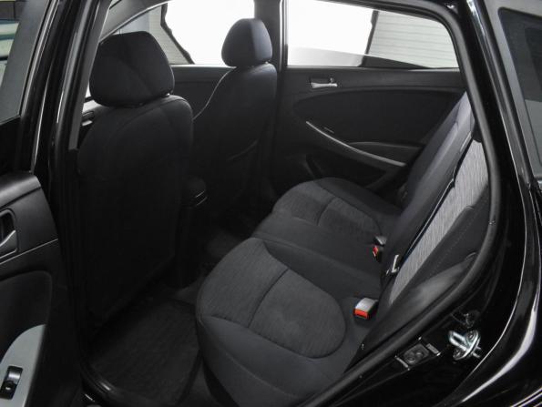 Hyundai Solaris I Рестайлинг с пробегом 2015 года, цена 940 000 рублей, 197150 км, хэтчбек, Автокод Объявления