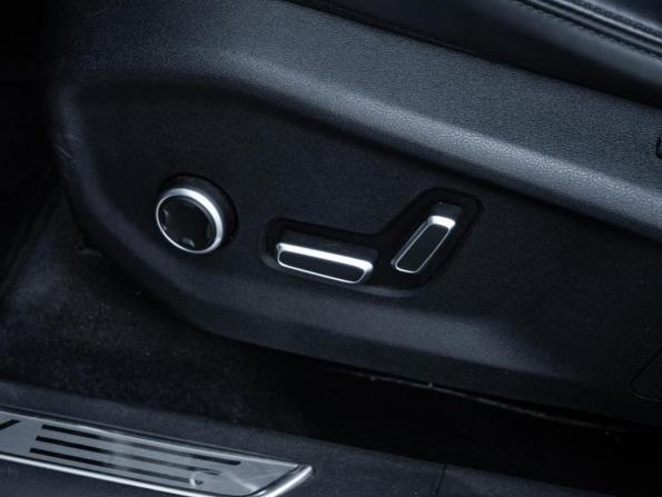 Geely Monjaro I с пробегом 2024 года, цена 3 255 000 рублей, 48673 км, внедорожник, Автокод Объявления