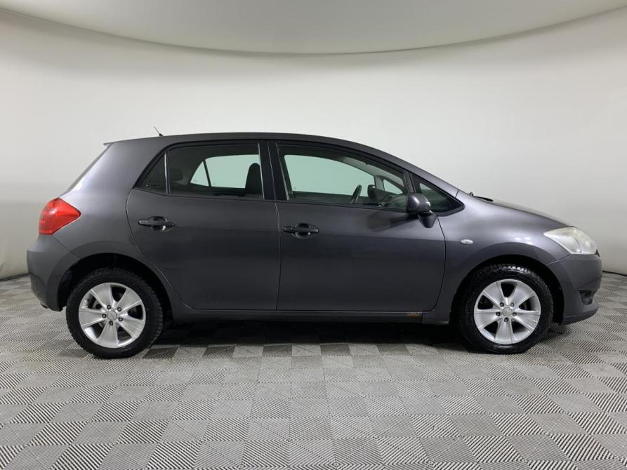 Toyota Auris I Москва  - изображение 4