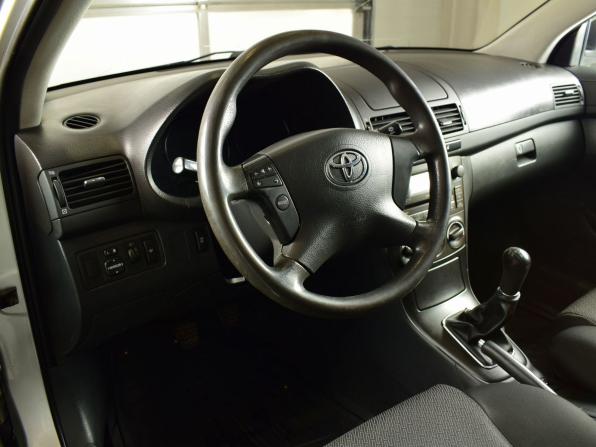 Toyota Avensis II Рестайлинг с пробегом 2006 года, цена 549 999 рублей, 419600 км, седан, Автокод Объявления