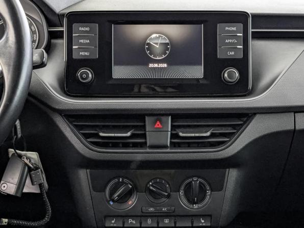 Skoda Rapid II с пробегом 2021 года, цена 1 285 000 рублей, 154473 км, лифтбек, Автокод Объявления