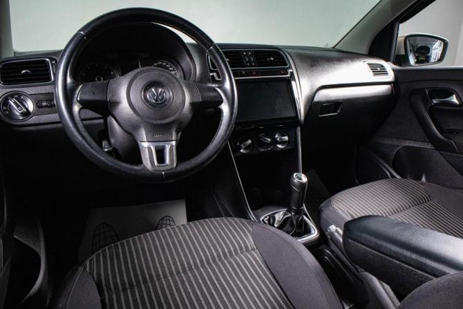 Volkswagen Polo V с пробегом 2011 года, цена 549 000 рублей, 277178 км, седан, Автокод Объявления