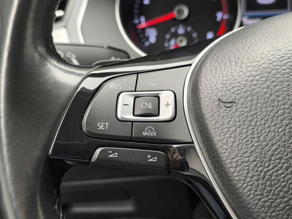 Volkswagen Passat B8 с пробегом 2017 года, цена 1 749 000 рублей, 134131 км, седан, Автокод Объявления