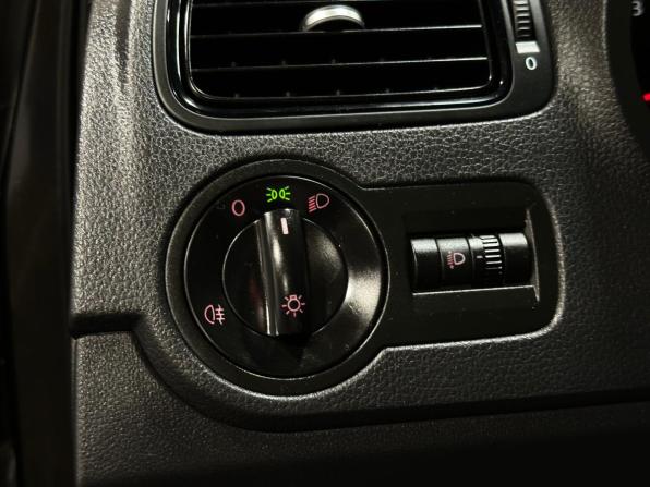 Volkswagen Polo V с пробегом 2013 года, цена 948 000 рублей, 135227 км, седан, Автокод Объявления