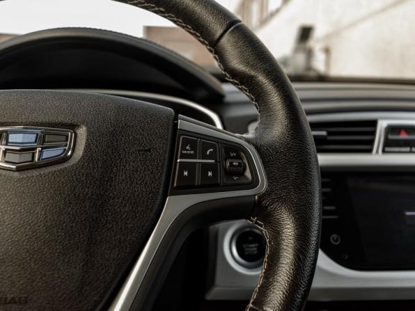 Geely Atlas I с пробегом 2021 года, цена 1 645 000 рублей, 118394 км, внедорожник, Автокод Объявления