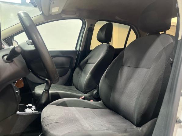 Renault Logan II Рестайлинг с пробегом 2019 года, цена 789 900 рублей, 125116 км, седан, Автокод Объявления