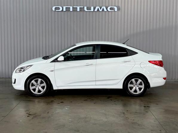 Hyundai Solaris I с пробегом 2011 года, цена 697 000 рублей, 256000 км, седан, Автокод Объявления
