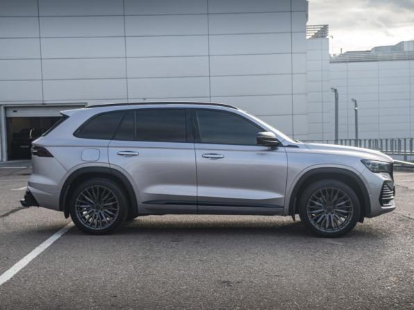 Geely Monjaro I с пробегом 2023 года, цена 2 908 000 рублей, 110774 км, внедорожник, Автокод Объявления