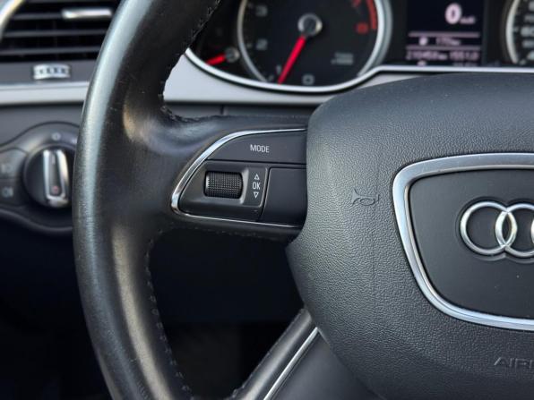 Audi A4 IV (B8) Рестайлинг с пробегом 2012 года, цена 1 179 000 рублей, 210458 км, седан, Автокод Объявления
