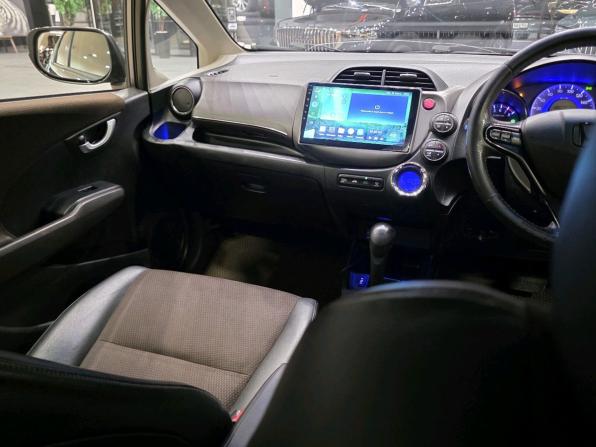 Honda Fit Shuttle I с пробегом 2012 года, цена 750 000 рублей, 211872 км, универсал, Автокод Объявления