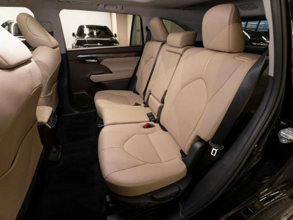 Toyota Highlander IV (XU70) с пробегом 2026 года, цена 5 900 000 рублей, 50 км, внедорожник, Автокод Объявления