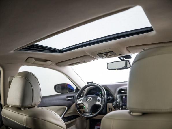 Lexus IS II Рестайлинг 2 с пробегом 2011 года, цена 2 400 000 рублей, 253200 км, седан, Автокод Объявления