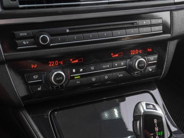 BMW 5 серии VI (F10/F11/F07) с пробегом 2011 года, цена 1 999 000 рублей, 237572 км, седан, Автокод Объявления
