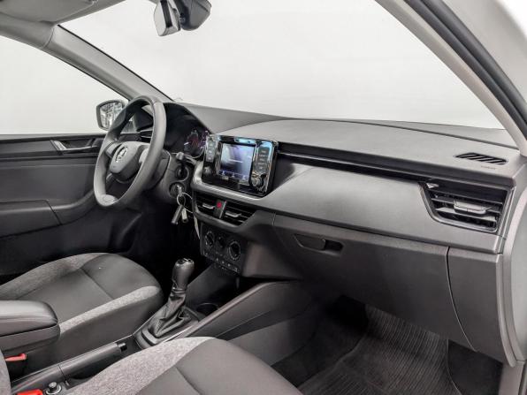 Skoda Rapid II с пробегом 2021 года, цена 1 225 000 рублей, 171122 км, лифтбек, Автокод Объявления