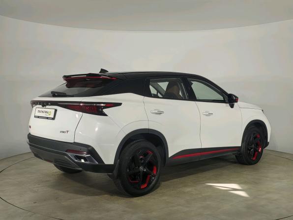 Omoda C5 I с пробегом 2023 года, цена 1 400 000 рублей, 97087 км, внедорожник, Автокод Объявления