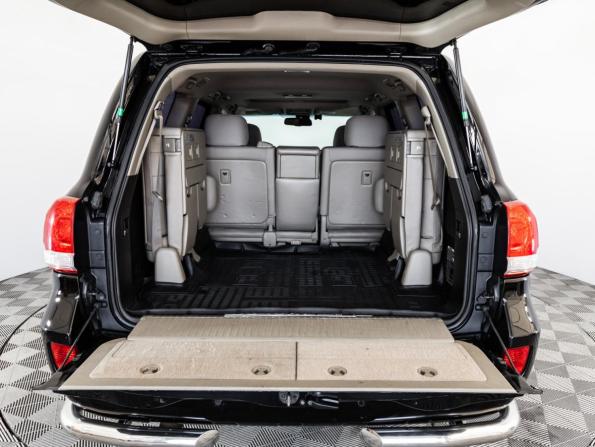 Toyota Land Cruiser 200 Series с пробегом 2010 года, цена 2 399 000 рублей, 378281 км, внедорожник, Автокод Объявления