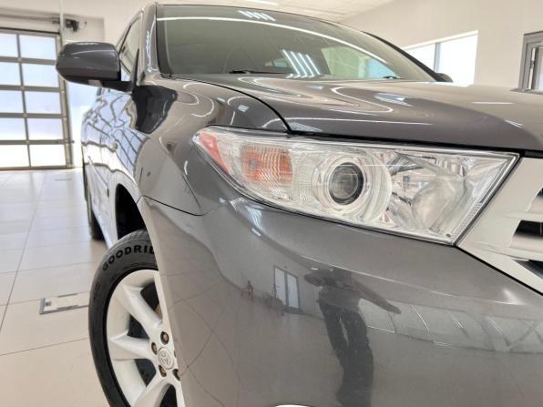 Toyota Highlander II (XU40) Рестайлинг с пробегом 2010 года, цена 2 190 000 рублей, 102444 км, внедорожник, Автокод Объявления
